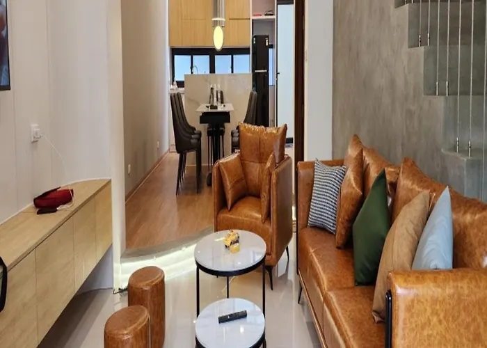 Khu Lotus - Co Be Boi Chung - Gan Bai Bien Marina Bai Chay Apartment Ha Long
